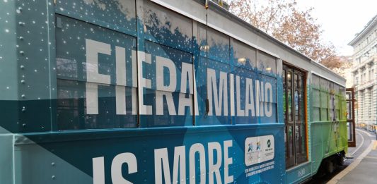 Milano-Cortina, lo spirito dei giochi arriva in città con un tram esperienziale