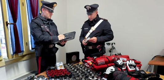 Rubava pezzi di ricambio della Ducati destinati alla MotoGP, il materiale è stato recuperato dai Carabinieri