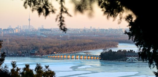 Cina: il fascino invernale del Ponte dei diciassette archi di Pechino (3)