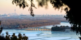 Cina: il fascino invernale del Ponte dei diciassette archi di Pechino (3)