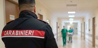 Un paziente dell’ospedale Sant’Andrea di Roma tenta di uccidere il compagno di stanza, arrestato