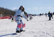 Cina: boom degli sport invernali nello Zhejiang (1)