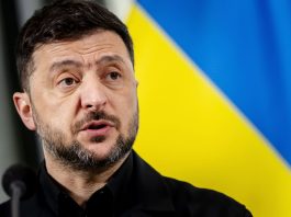 Ucraina, Zelensky “Ci aspettiamo massicci attacchi russi a Natale”