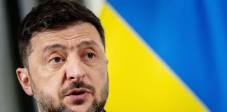 Ucraina, Zelensky “Massiccio attacco russo nelle ultime ore con missili e droni, almeno 2 morti”