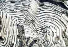 Cina: i paesaggi dell’ottobre lunare fanno da sfondo alla vita quotidiana (1)