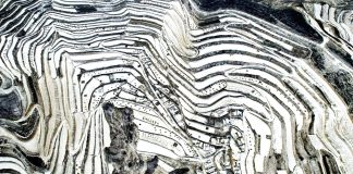 Cina: i paesaggi dell’ottobre lunare fanno da sfondo alla vita quotidiana (1)