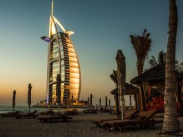 In vacanza a gennaio: 5 destinazioni dove fare il bagno burj al arab Dubai
