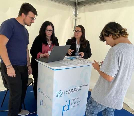 Camera di Commercio, Infopoint del Punto Impresa Digitale al “Natale Arberesche” di Piana degli Albanesi