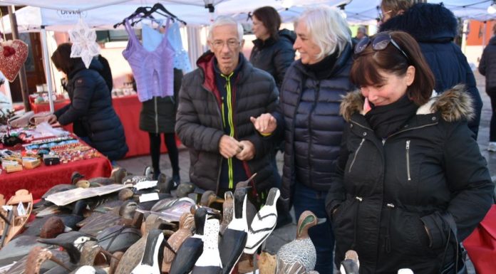 A Burano prende forma la magia del Natale con i mercatini