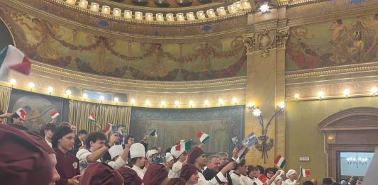 L’Unesco riconosce la cucina italiana come Patrimonio dell’Umanità, Meloni: “Siamo i primi al mondo” / Video