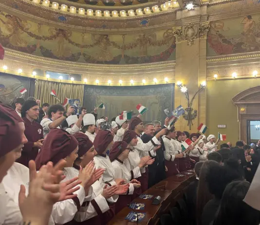 L’Unesco riconosce la cucina italiana come Patrimonio dell’Umanità, Meloni: “Siamo i primi al mondo” / Video