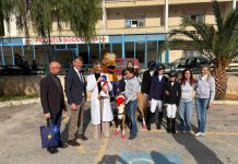 “Natale con la Fise”, un pony Shetland all’ospedale Cervello di Palermo