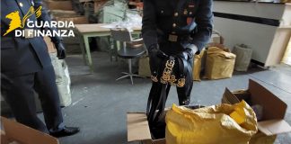 Sequestrati 4 mila articoli tra giocattoli e abiti contraffatti, 5 denunce a Roma