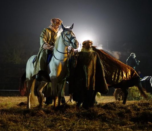 Rivive il Natale delle origini, oltre 200 figuranti per il presepe vivente di Gudo Gambaredo