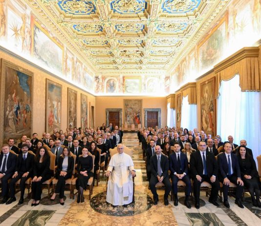 I parlamentari europei Ecr in udienza da Papa Leone XIV, condivisa la difesa delle radici cristiane dell’Ue