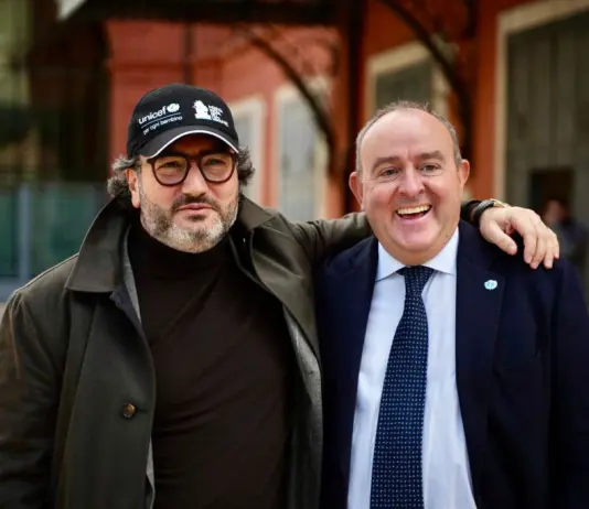 Al Petruzzelli di Bari il Capodanno della beneficenza con lo spettacolo “Mi ritorni in mente”