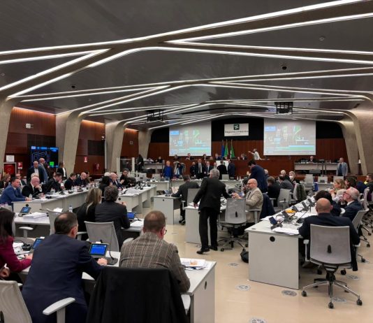 Regione, approvata la legge di bilancio da 34 miliardi