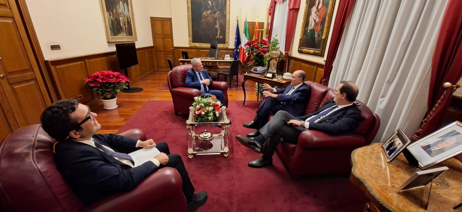 Schifani incontra i vertici di Anci Sicilia “Fondo per i Comuni crescerà di 30 milioni”