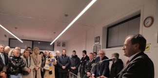 Il sindaco Brugnaro all’alba fa gli auguri natalizi a tutti i lavoratori portuali