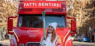 Iniziato il viaggio della Fiamma Olimpica di Milano-Cortina 2026, anche Noemi tra i tedofori della prima giornata