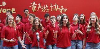 Cina: Pechino, esibizione del coro USA di voci bianche One Voice (1)