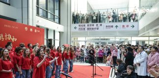 Cina: Pechino, esibizione del coro USA di voci bianche One Voice (2)