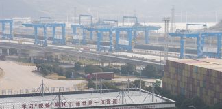 Cina: porto di Ningbo-Zhoushan leader mondiale nel traffico merci (3)