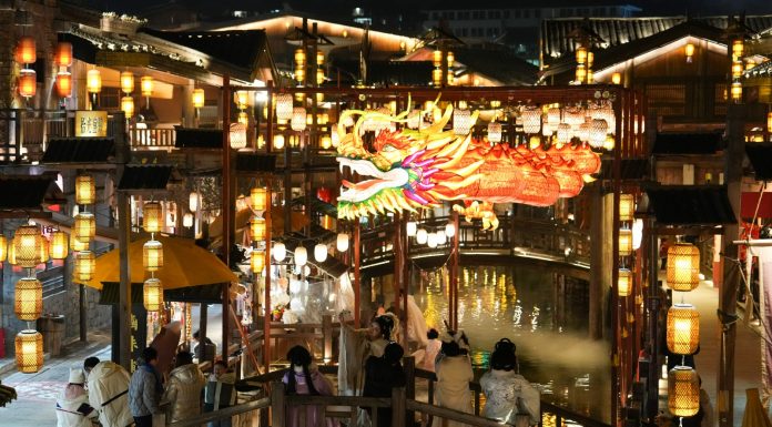 Cina: a Hengyang nuove esperienze turistiche grazie a rilancio economia notturna (2)