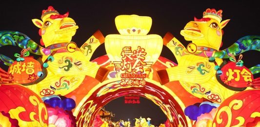 Cina: Xi’an, festival delle lanterne celebra Capodanno lunare (2)