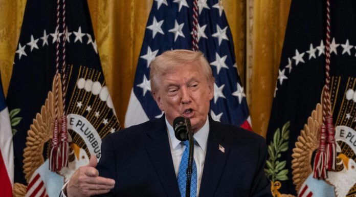 Trump “Gli Stati Uniti hanno catturato Maduro e la moglie”