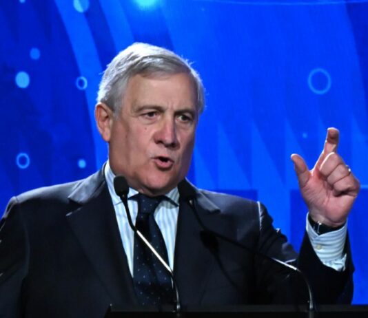 Tajani “Non riteniamo giusto inviare truppe italiane in Ucraina”