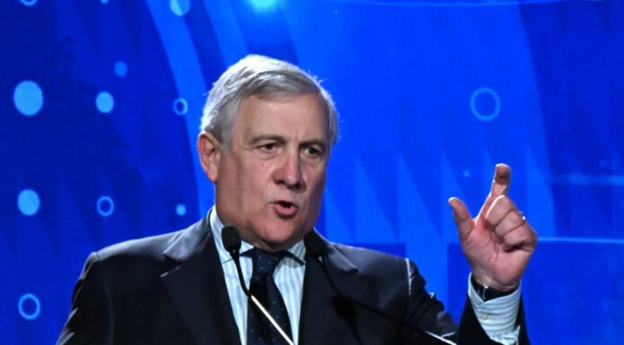 Tajani “Sei le vittime italiane a Cras Montana, torneranno con volo di stato”