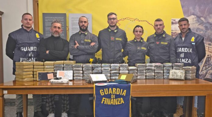 Sequestrati 110 kg di cocaina in un autoarticolato a Gorizia
