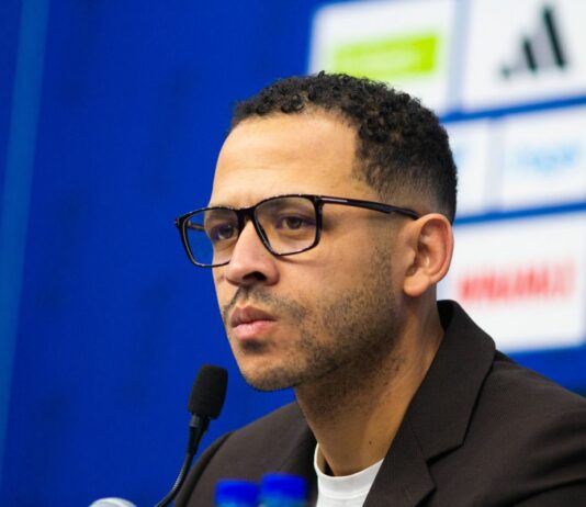 Rosenior nuovo allenatore del Chelsea, contratto fino al 2032