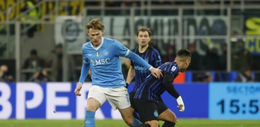 Inter-Napoli 2-2, McTominay riprende due volte i nerazzurri