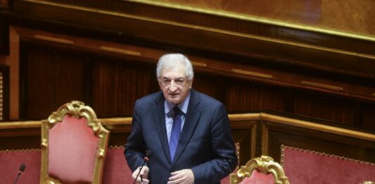 Welfare, Foti “Governo Meloni sostiene famiglie italiane con misure concrete”