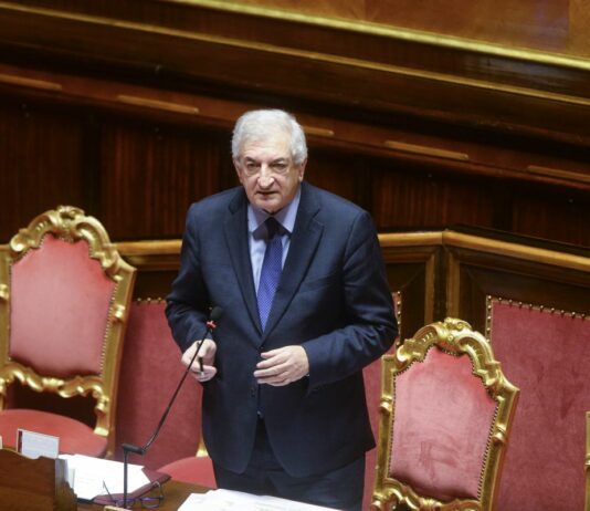 Welfare, Foti “Governo Meloni sostiene famiglie italiane con misure concrete”