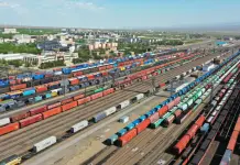 Cina, numero record di treni merci per l’Europa dal porto di Alashankou