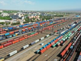 Cina, numero record di treni merci per l’Europa dal porto di Alashankou