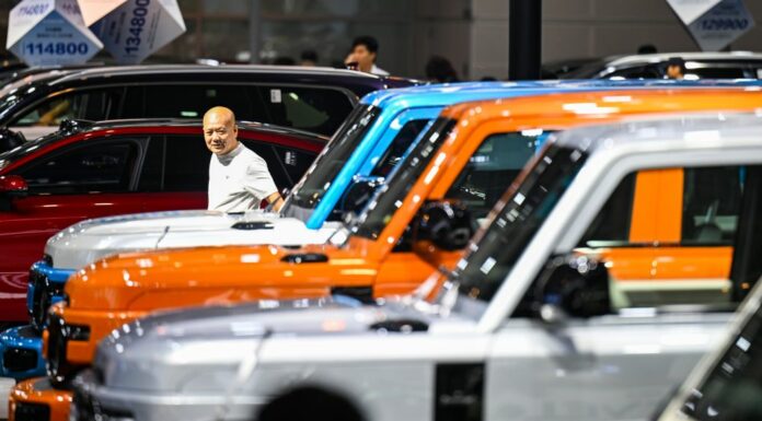 Cina, produzione e vendita di auto ai massimi storici nel 2025