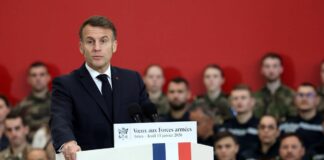 Groenlandia, Macron risponde a Trump “Minacce dazi inaccettabili”