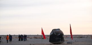 Cina, atterrata a Dongfeng la capsula di rientro Shenzhou-20