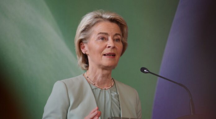 Von der Leyen “I nuovi dazi Usa sono un errore”