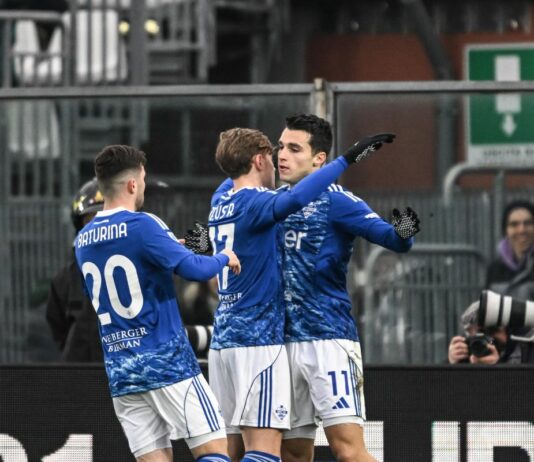 E’ un Como formato Europa, Torino annichilito 6-0