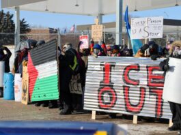 Minneapolis, uomo ucciso da agenti federali, governatore e sindaco “Trump ritiri ICE”