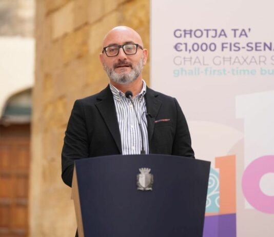 Malta, crisi di governo. Galdes si dimette per i legami con imprenditore italiano