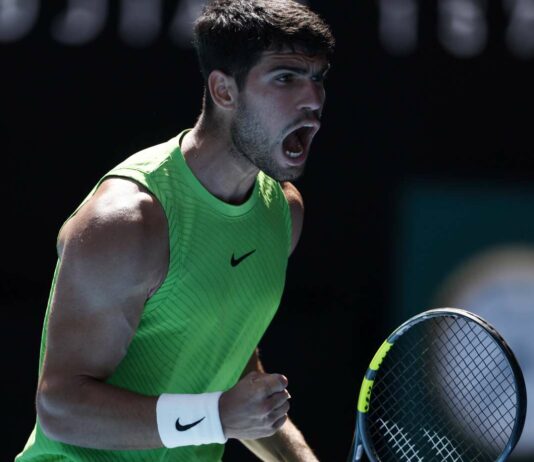 Alcaraz e Sabalenka ai quarti all’Australian Open, avanzano Zverev e Gauff