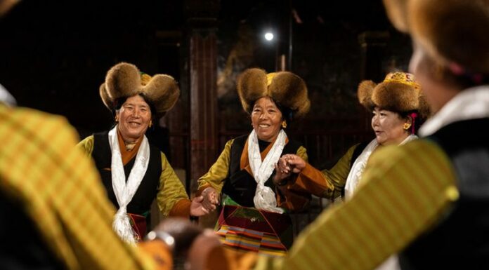 Cina, turismo in crescita costante nello Xizang nel 2025