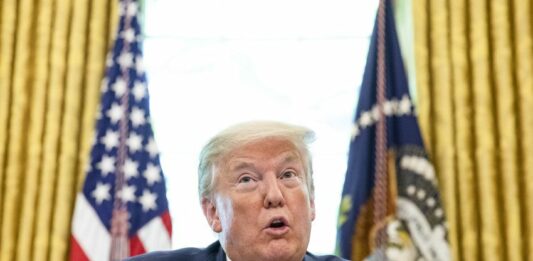 Trump “I politici democratici devono collaborare per far rispettare le leggi”