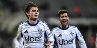 Il Como vince 3-1 in rimonta a Firenze, ai quarti contro il Napoli